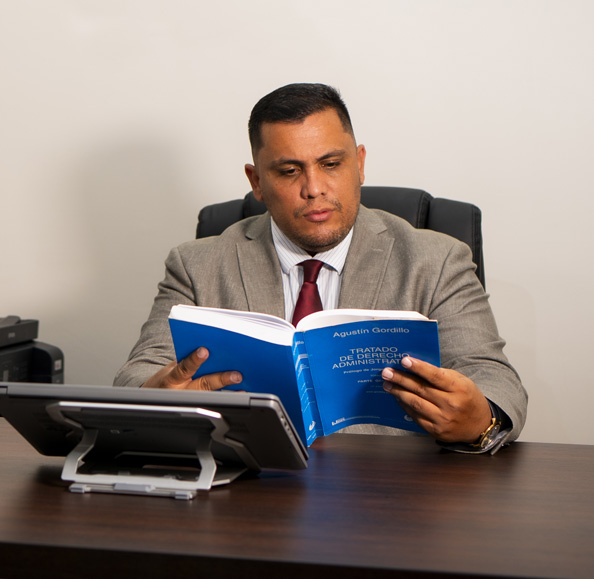 abogado administrativo en costa rica