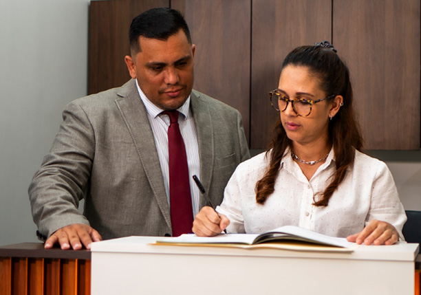 Abogado especialista en derecho administrativo